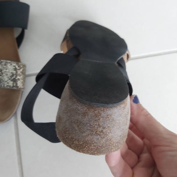 Sandals - Picture 4 of 6